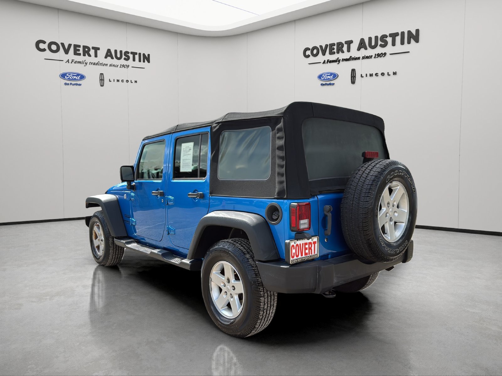 Used 2016 Jeep Wrangler Unlimited Sport w/ Quick Order Package 24S AWD/4WD image 3
