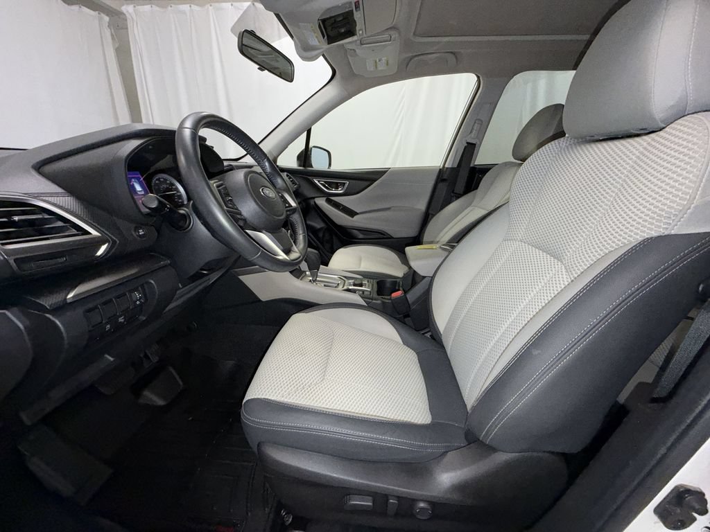 Used 2020 Subaru Forester Premium AWD/4WD image 11