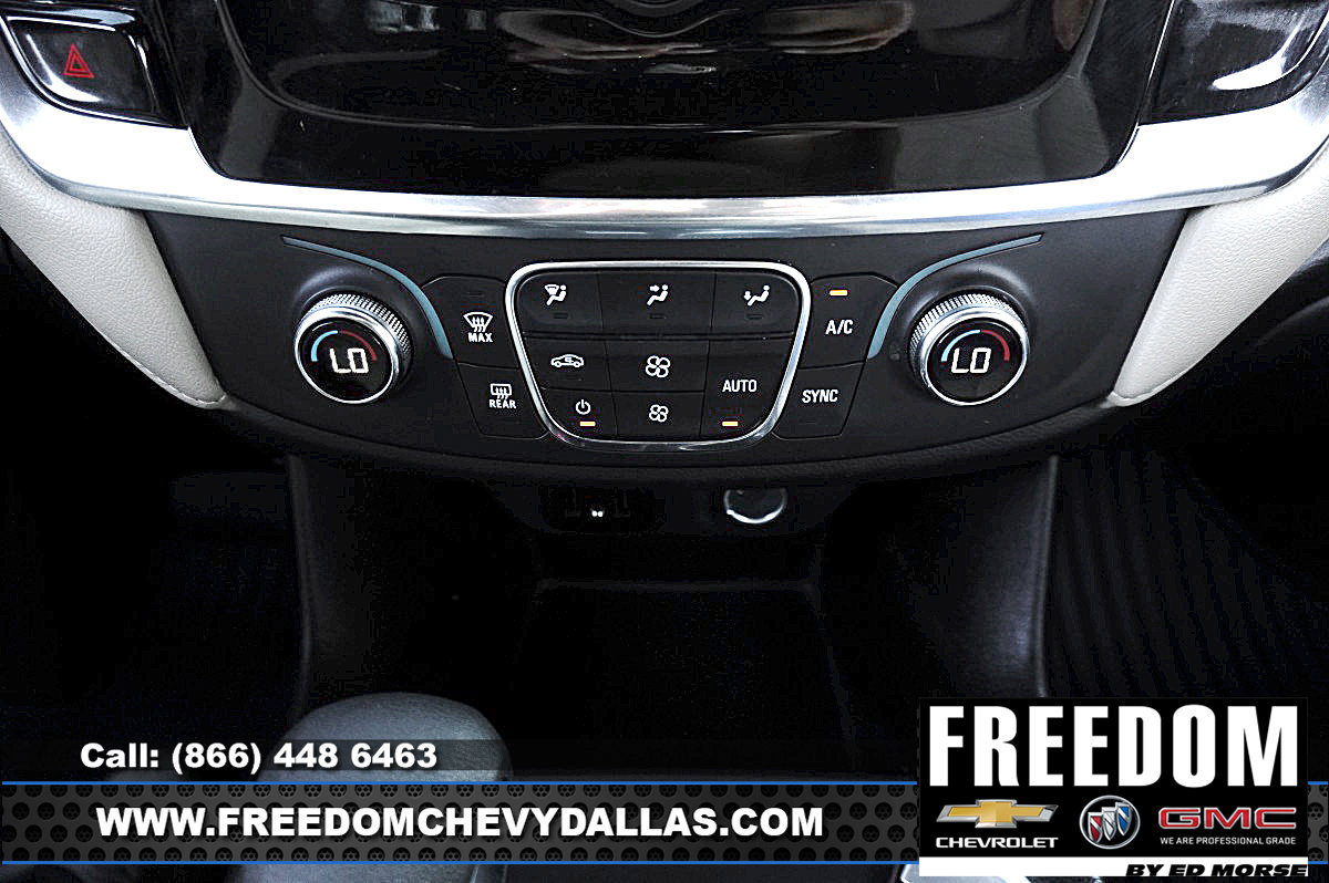 Used 2023 Chevrolet Traverse LS FWD image 19