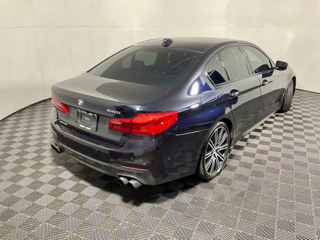 Used 2018 BMW 540i RWD image 18