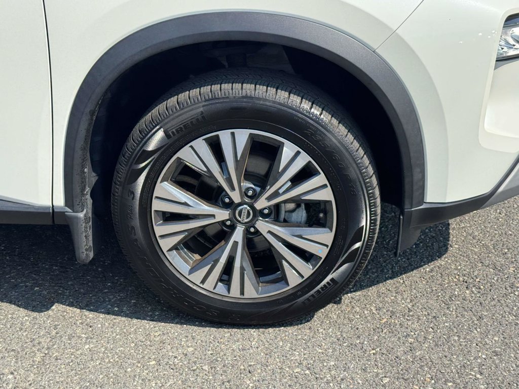 Used 2021 Nissan Rogue SV AWD/4WD image 7