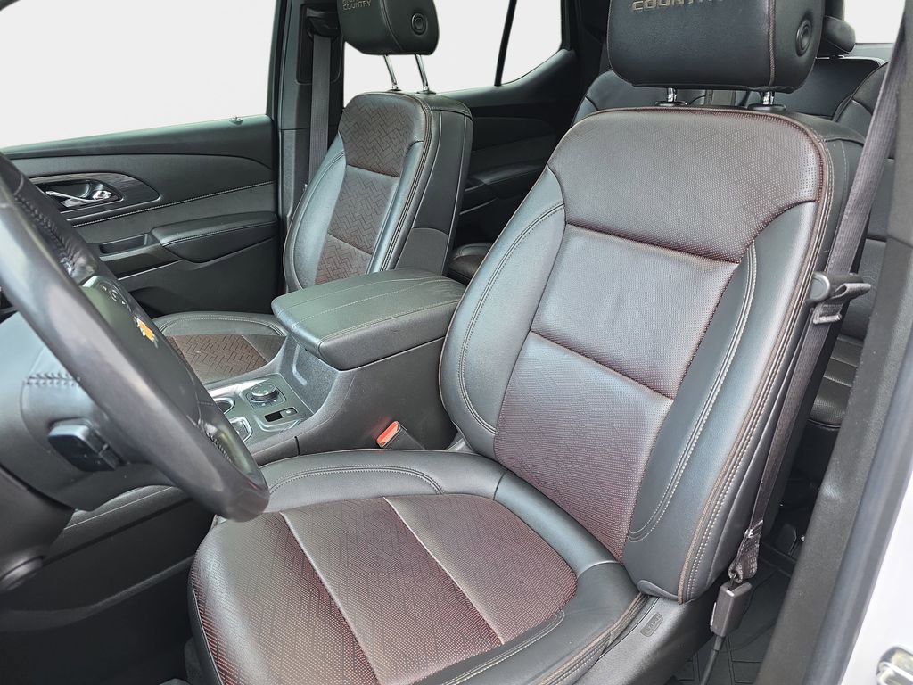 Used 2022 Chevrolet Traverse High Country image 19
