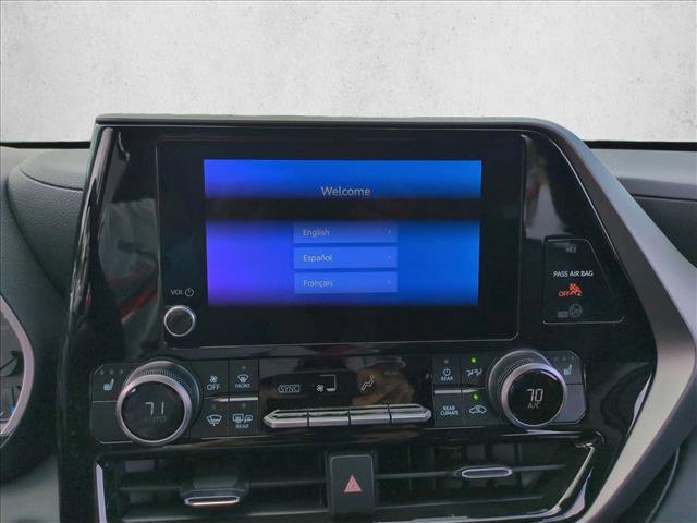 Certified 2026 Toyota Highlander XLE image 14