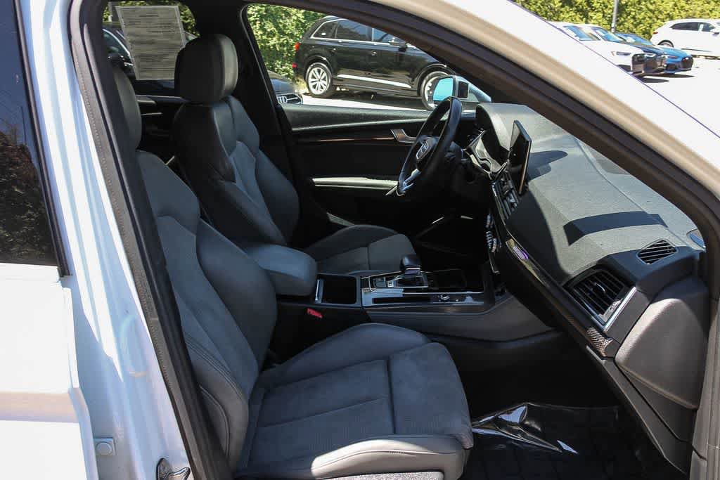 Used 2023 Audi SQ5 Prestige w/ Prestige Package AWD/4WD image 18