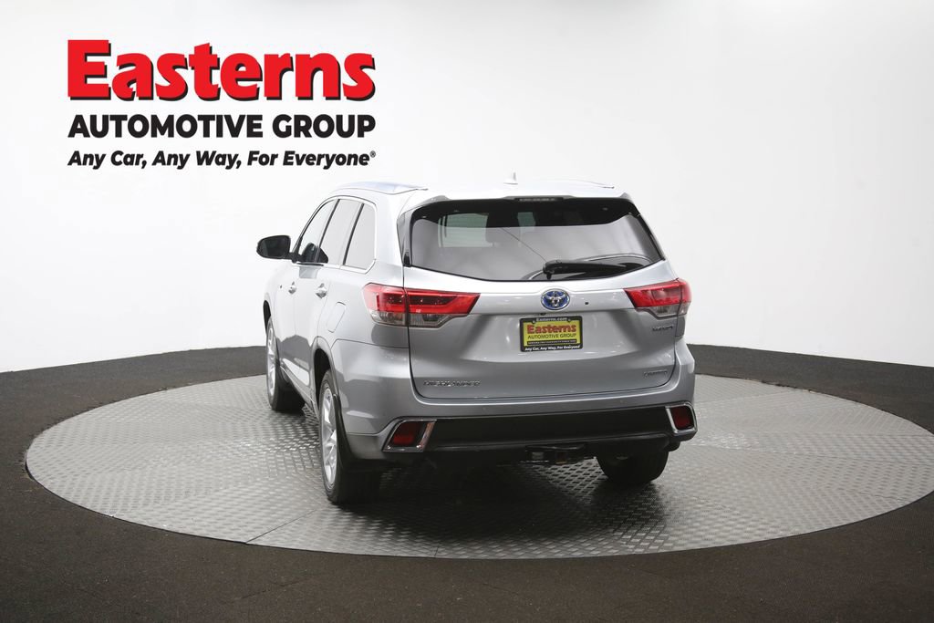 Used 2019 Toyota Highlander Limited w/ Carpet Mat Package (TMS) AWD/4WD image 42