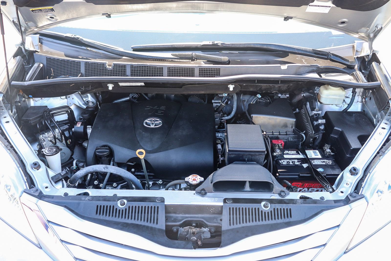 Certified 2017 Toyota Sienna LE FWD image 32