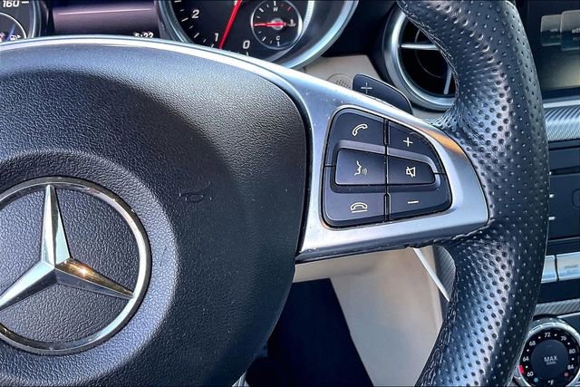 Used 2019 Mercedes-Benz SLC 300 image 18