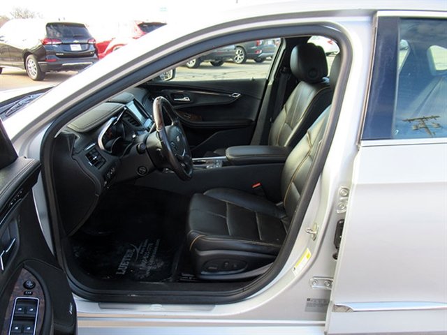 Used 2014 Chevrolet Impala LTZ image 12