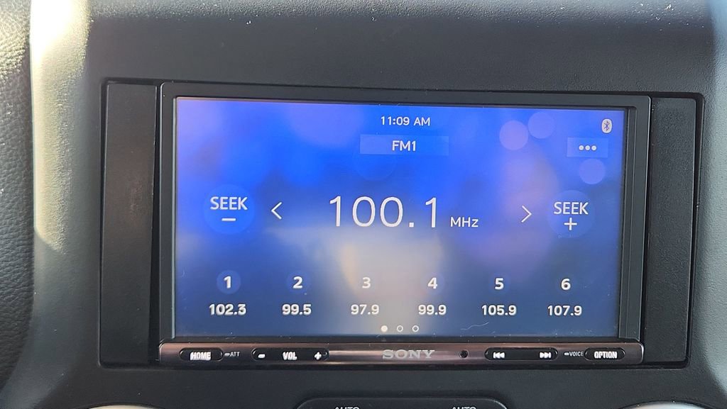 Used 2017 Jeep Wrangler Unlimited Sahara w/ Dual Top Group image 20