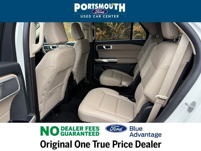 Used 2023 Ford Explorer XLT w/ Equipment Group 202A image 5