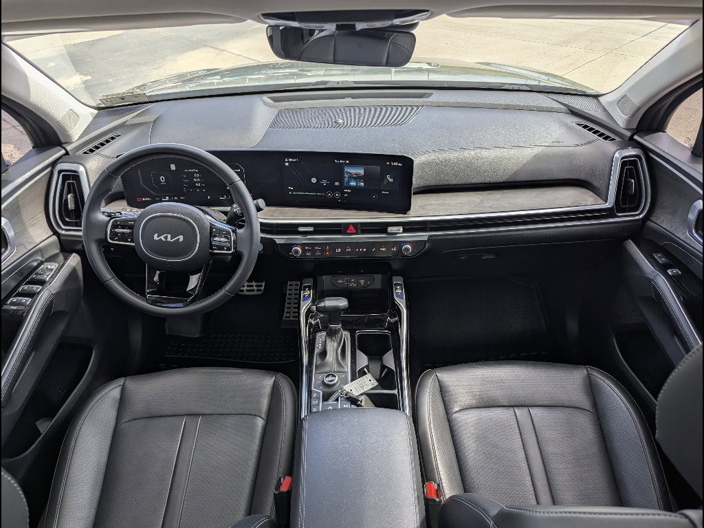 Used 2024 Kia Sorento SX image 26