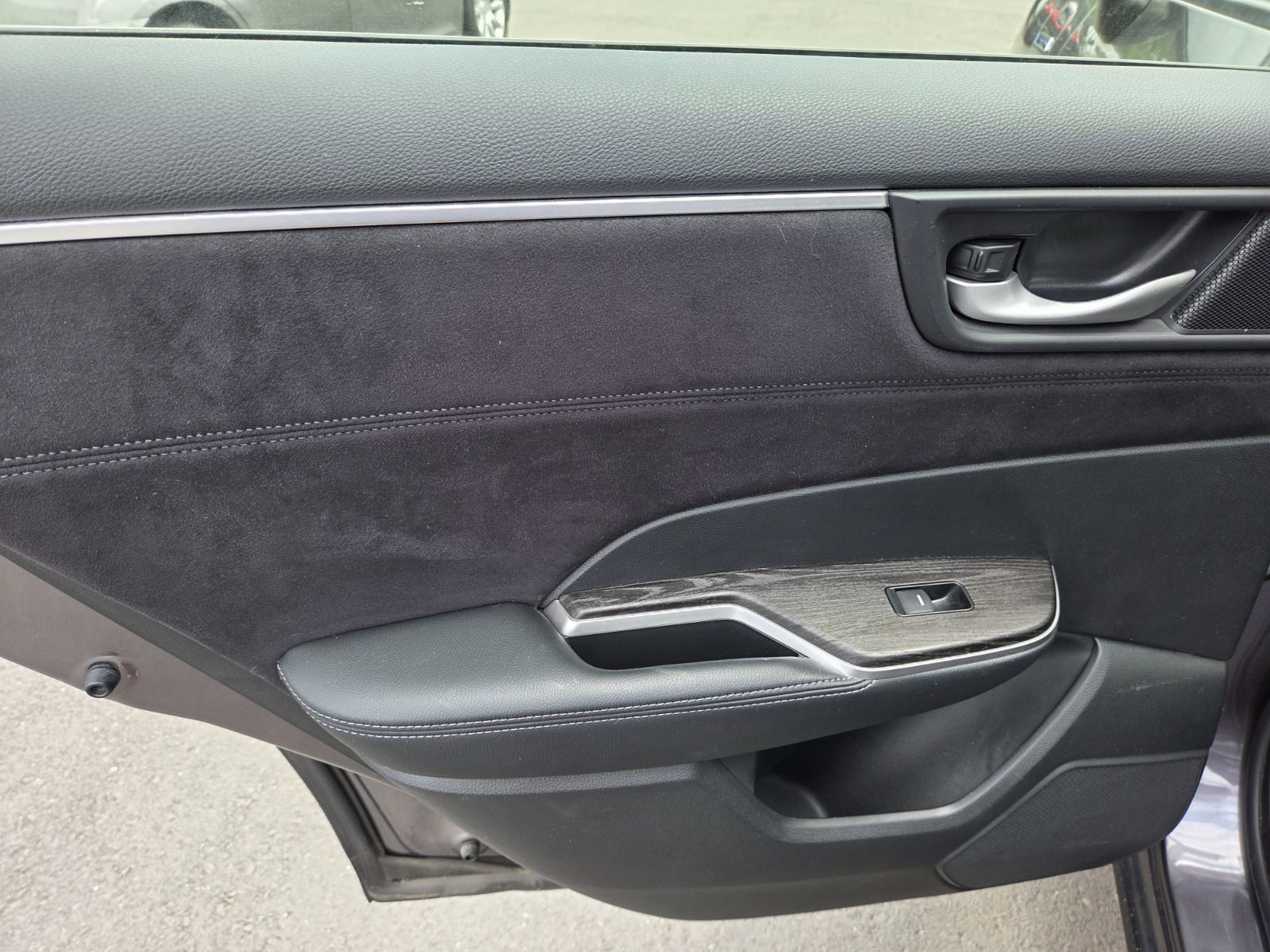 Used 2018 Honda Clarity Touring image 10