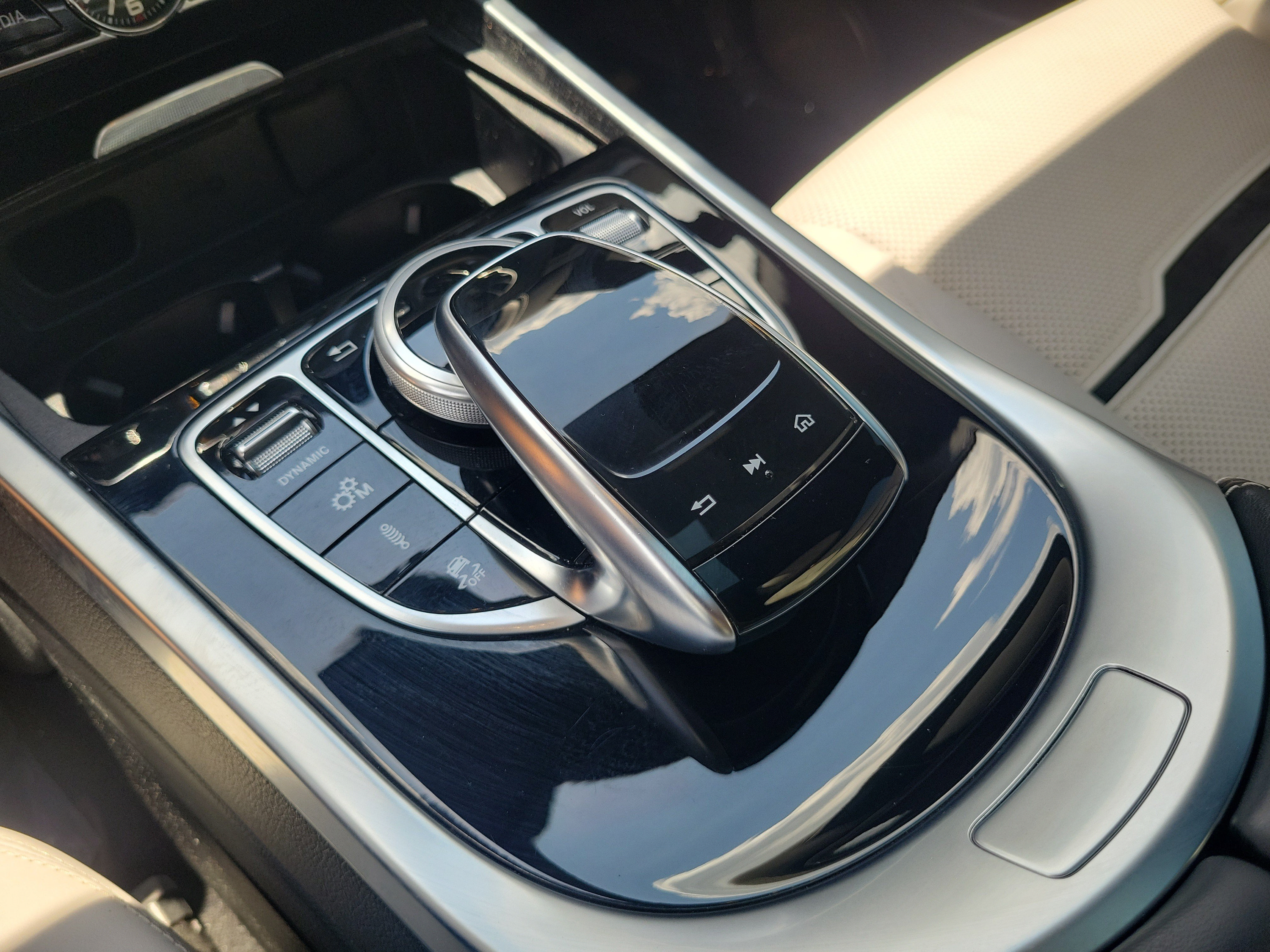 Certified 2024 Mercedes-Benz G 63 AMG 4MATIC image 18