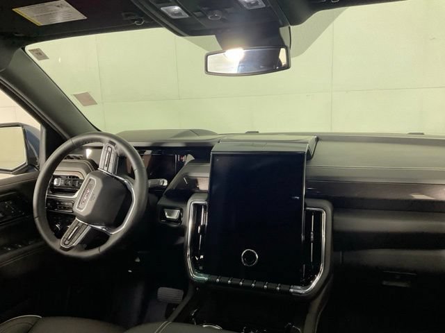 Used 2025 GMC Yukon XL Elevation w/ LPO, Elevation Black Package AWD/4WD image 30