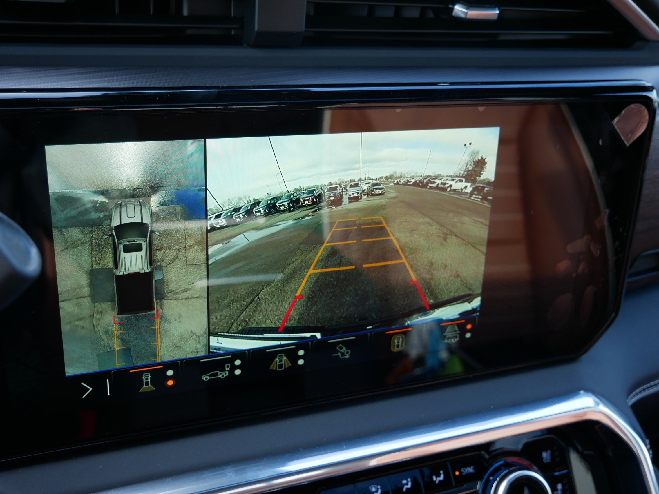 New 2026 GMC Sierra 2500 Denali Ultimate w/ Max Trailering Package image 26