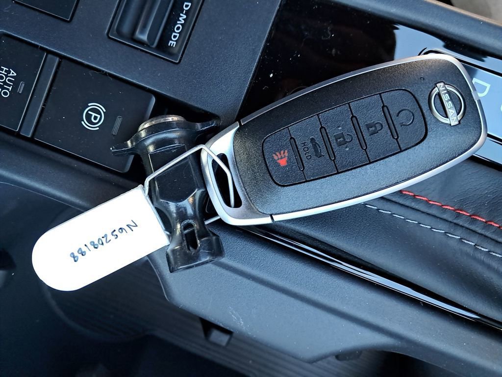 New 2026 Nissan Sentra SR w/ SR Premium Package FWD image 30