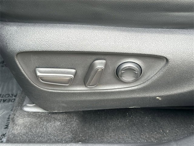 Used 2022 Toyota Highlander XLE image 33