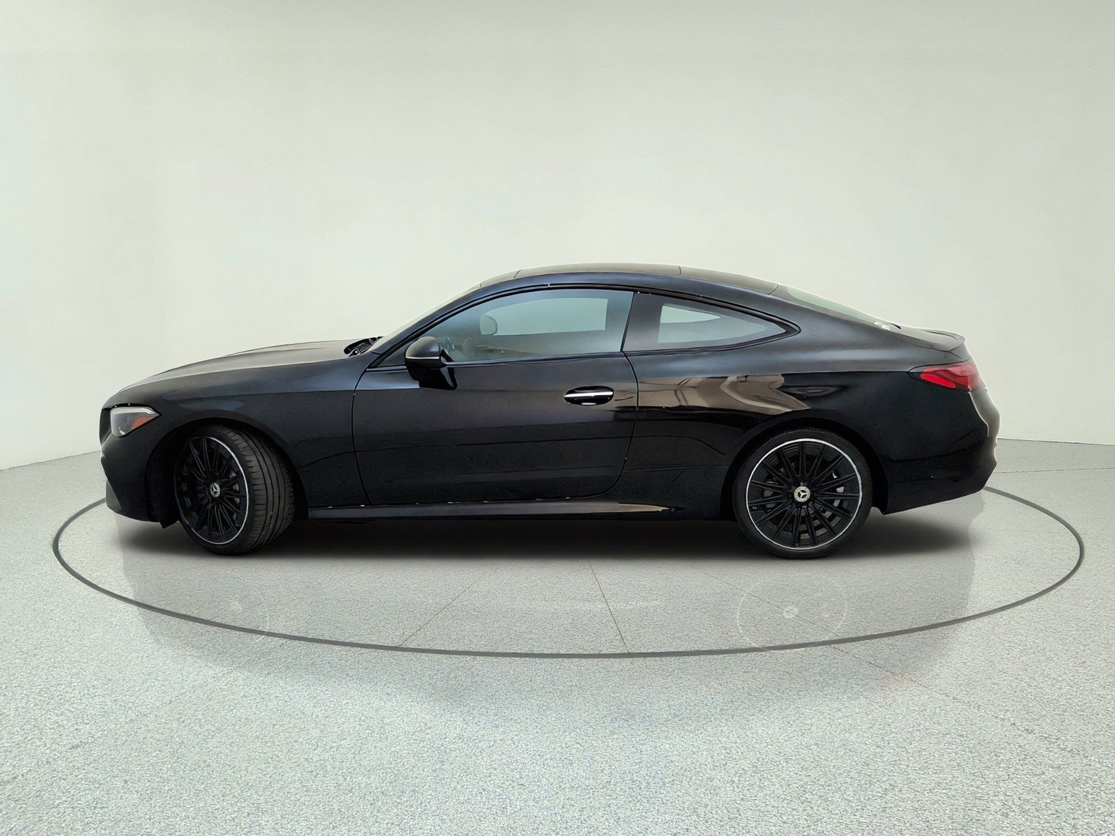 Certified 2024 Mercedes-Benz CLE 300 4MATIC Coupe image 5