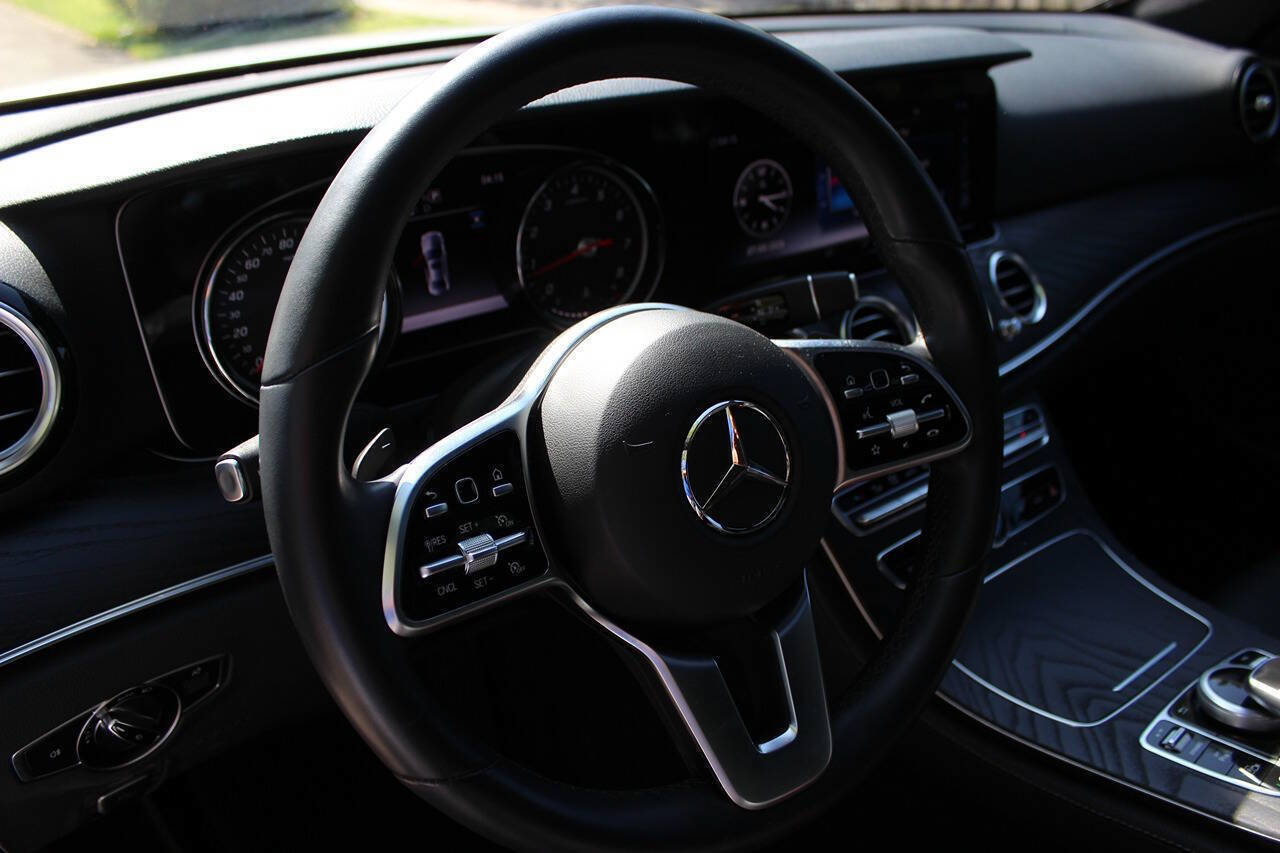 Used 2019 Mercedes-Benz E 300 w/ Premium 1 Package image 11