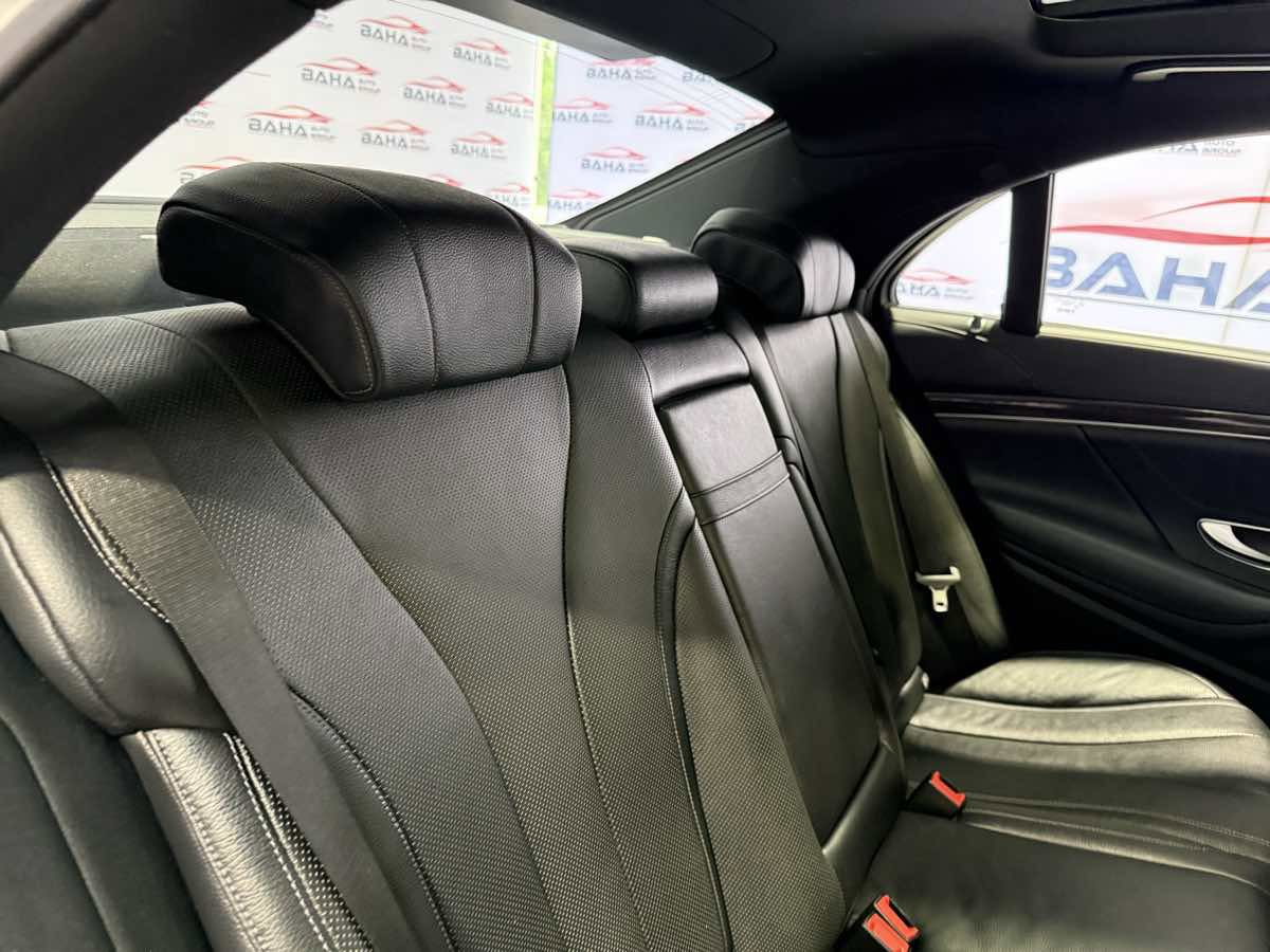 Used 2019 Mercedes-Benz S 450 4MATIC Sedan w/ Premium Package image 53