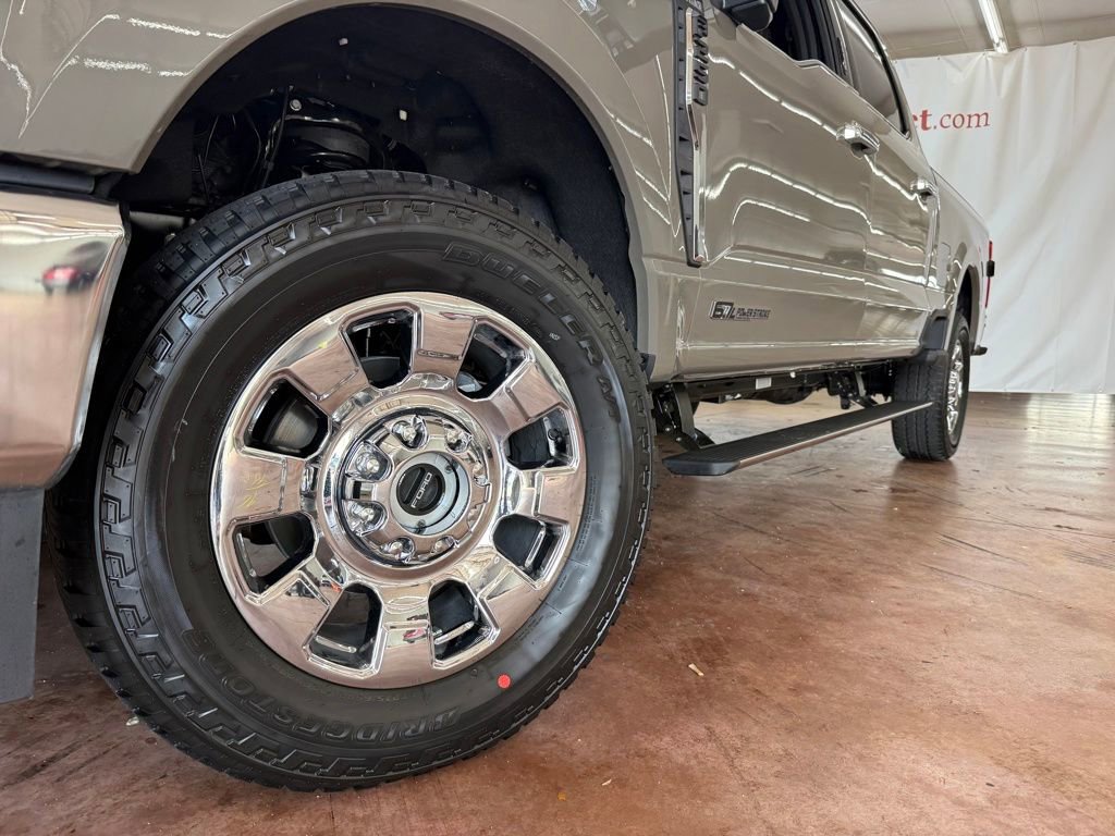 New 2026 Ford F250 King Ranch w/ Chrome Package image 23