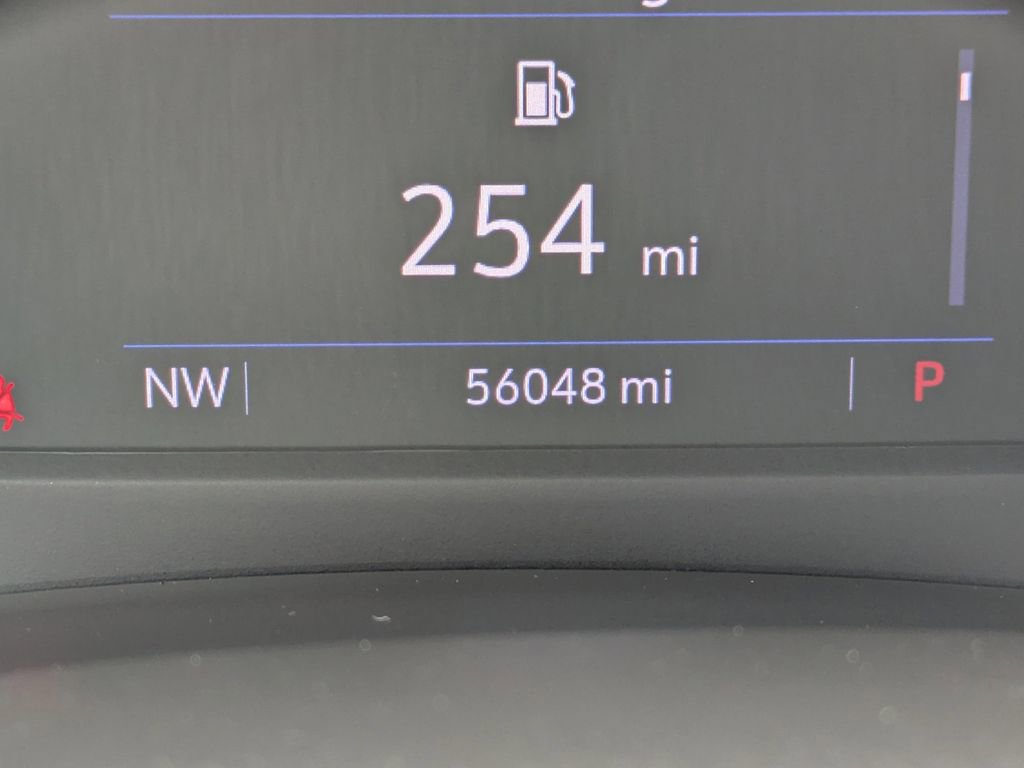 Used 2019 Cadillac XT4 Premium Luxury FWD image 32