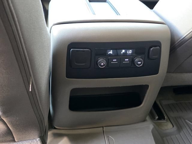 Used 2018 GMC Yukon SLE w/ SLE Value Package RWD image 10