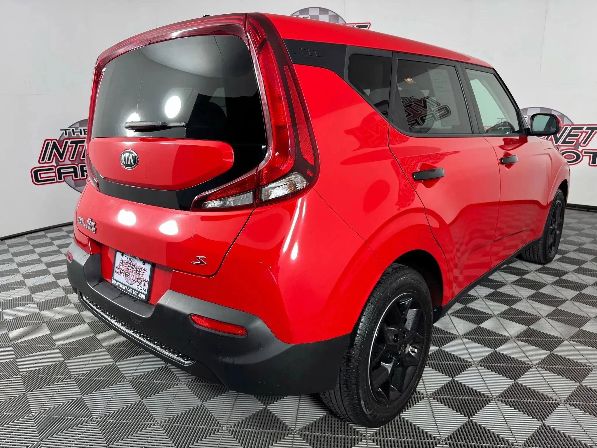 Used 2020 Kia Soul S FWD image 27