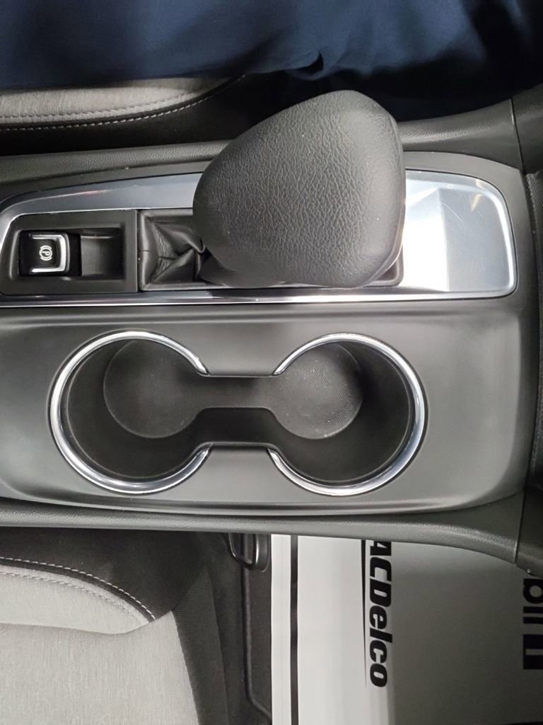 Certified 2023 Chevrolet Equinox LS FWD image 18