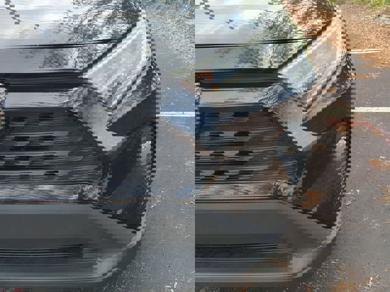 Used 2019 Toyota RAV4 XLE w/ Convenience Package image 11