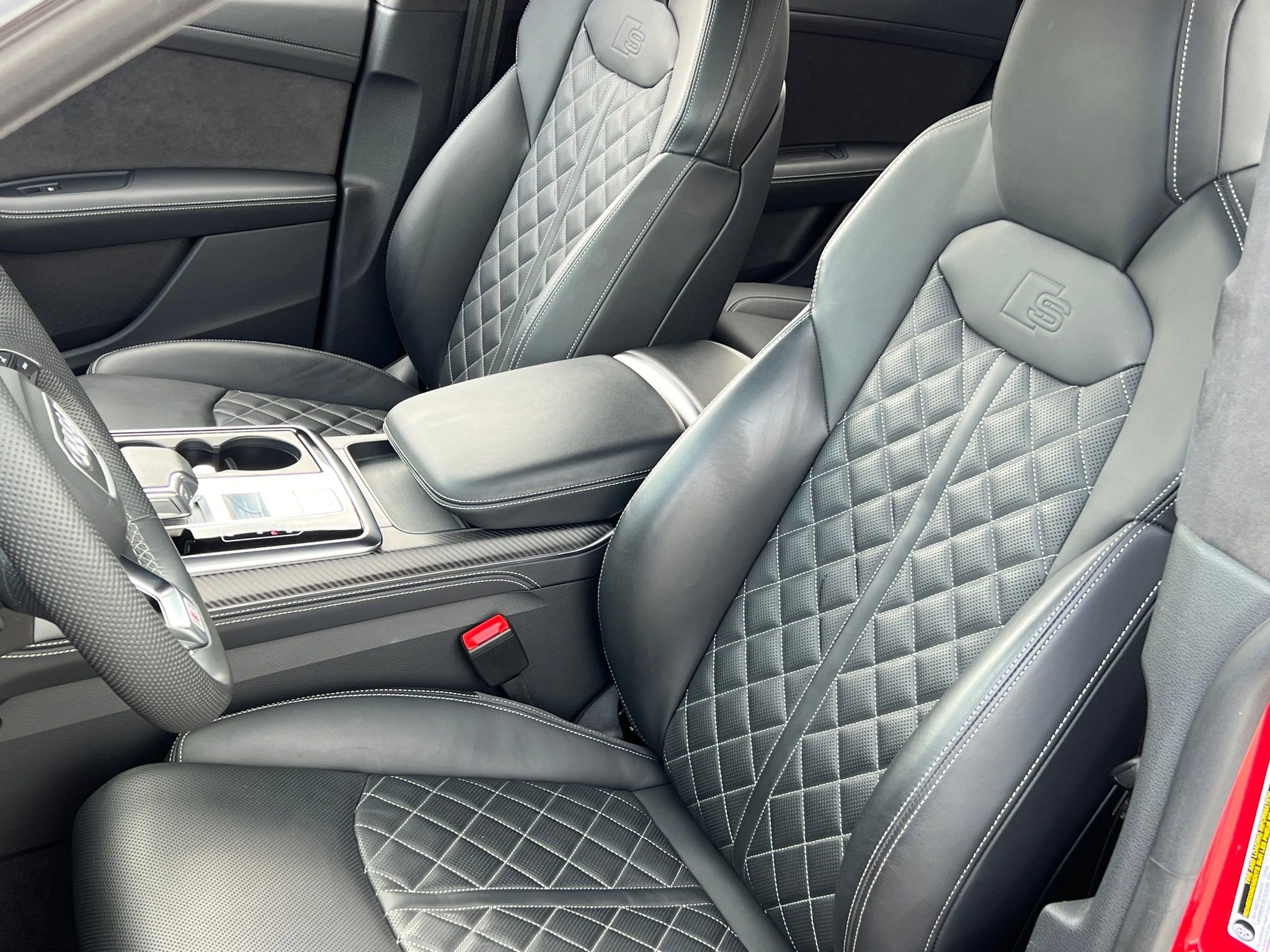 Used 2024 Audi SQ8 Prestige w/ Prestige Package image 4