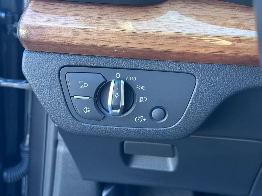 Used 2023 Audi Q5 2.0T Premium w/ Convenience Package image 20