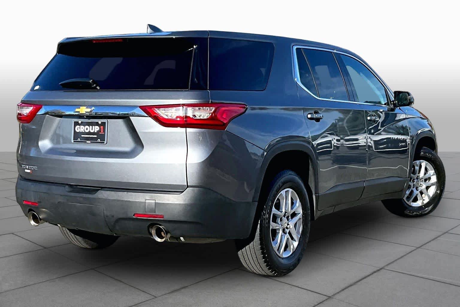 Used 2019 Chevrolet Traverse LS AWD/4WD image 13