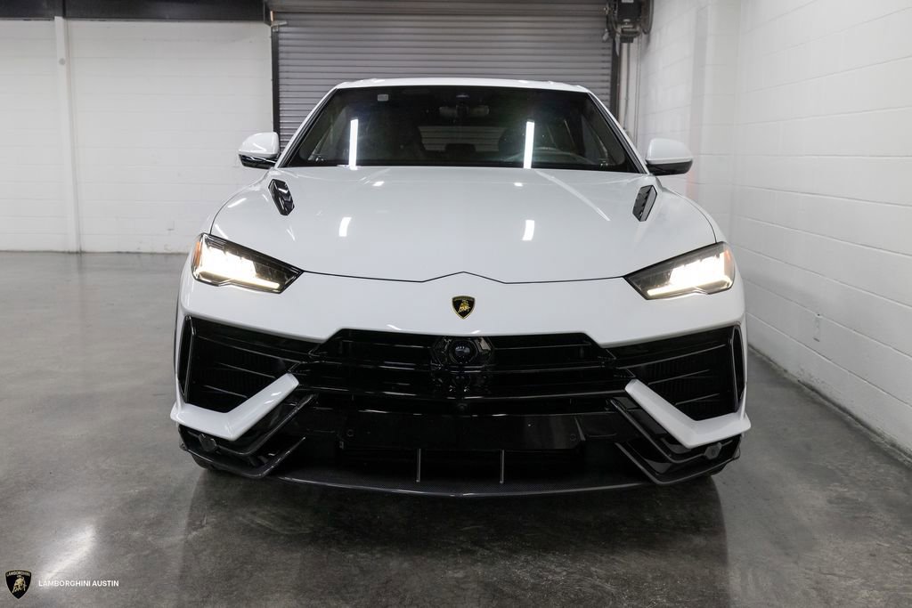 Used 2023 Lamborghini Urus Performante image 3