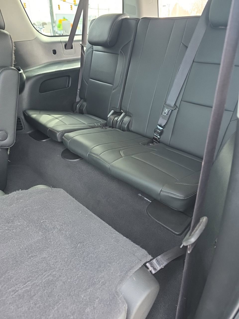 Used 2020 Chevrolet Suburban LT image 17