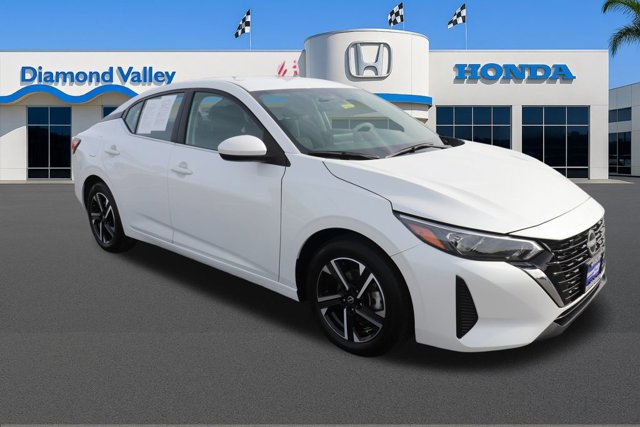 Used 2024 Nissan Sentra SV image 1