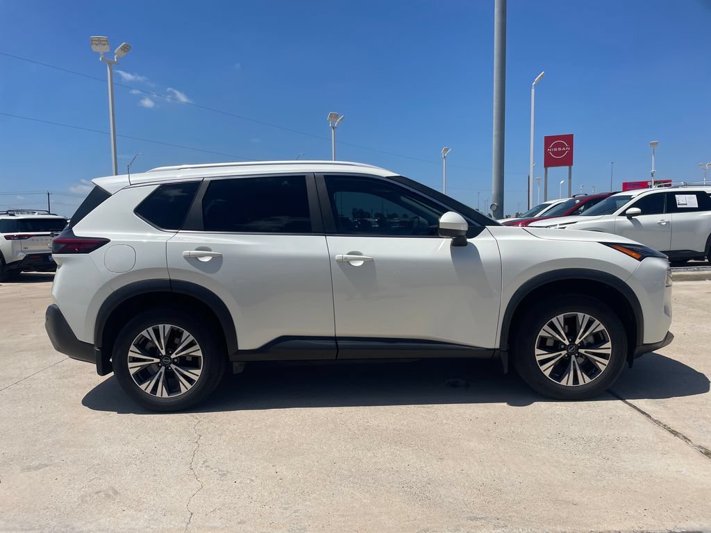 Certified 2023 Nissan Rogue SV w/ SV Premium B Package FWD image 6