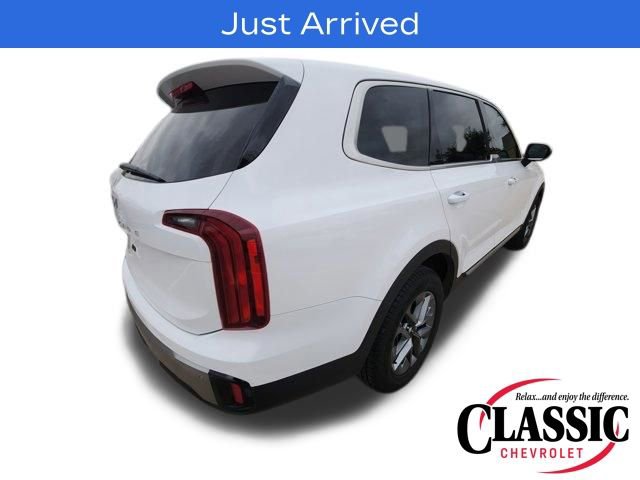Used 2025 Kia Telluride LX image 11