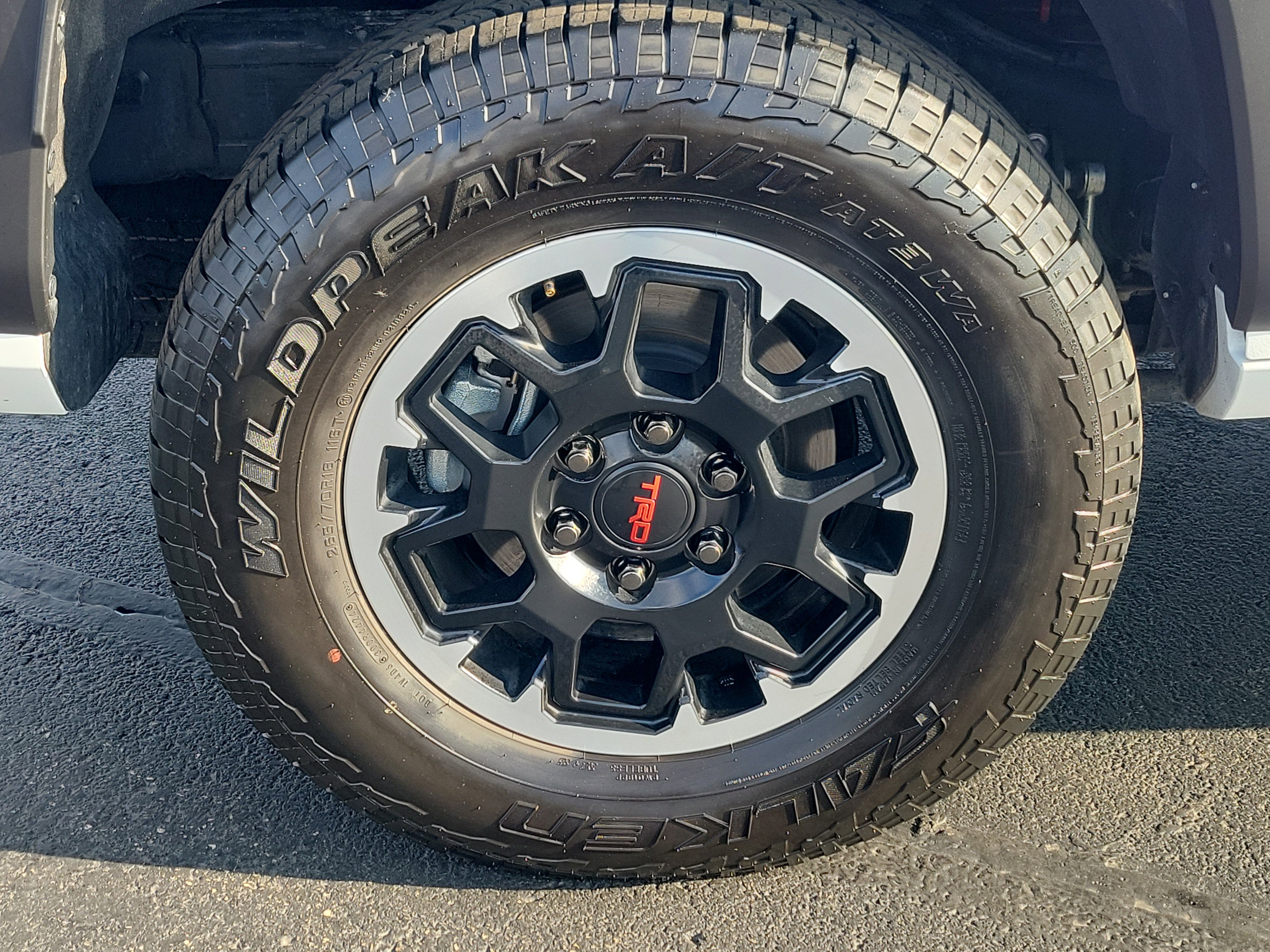 Certified 2025 Toyota 4Runner TRD Off-Road Premium image 6