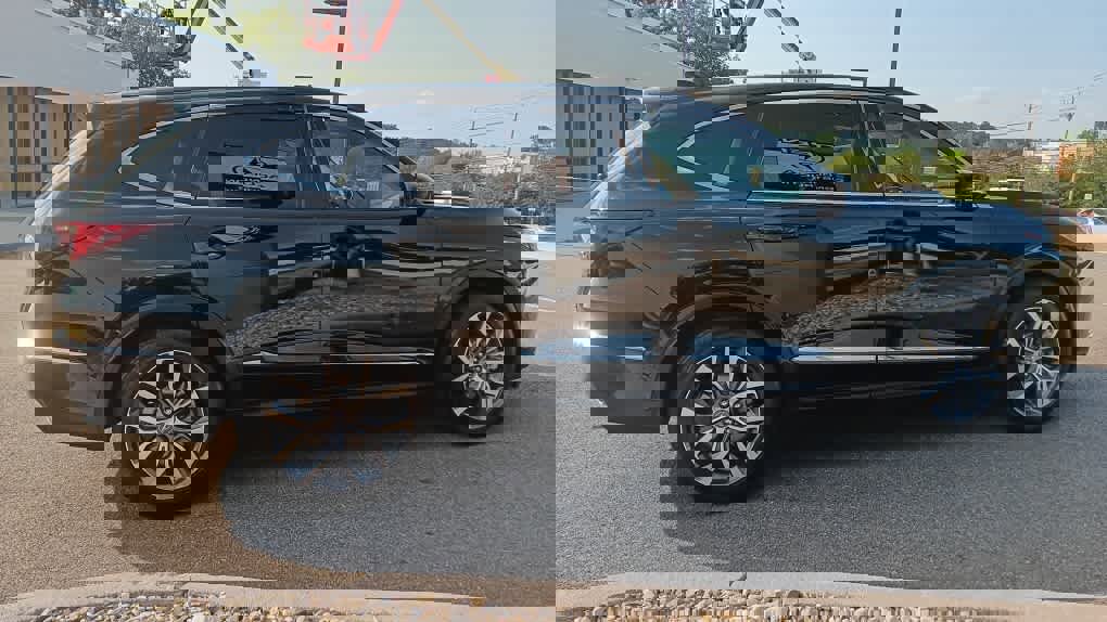 Used 2023 Acura MDX SH-AWD w/ Technology Package image 6