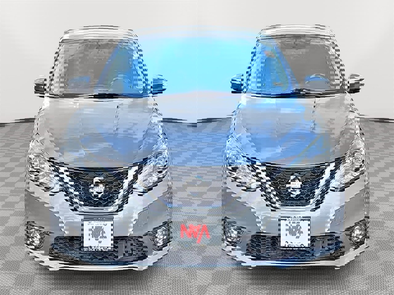 Used 2019 Nissan Sentra SR image 2