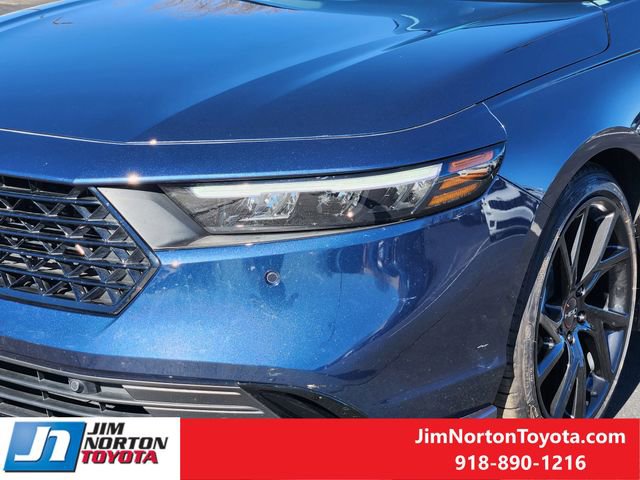 Used 2025 Honda Accord Touring image 10