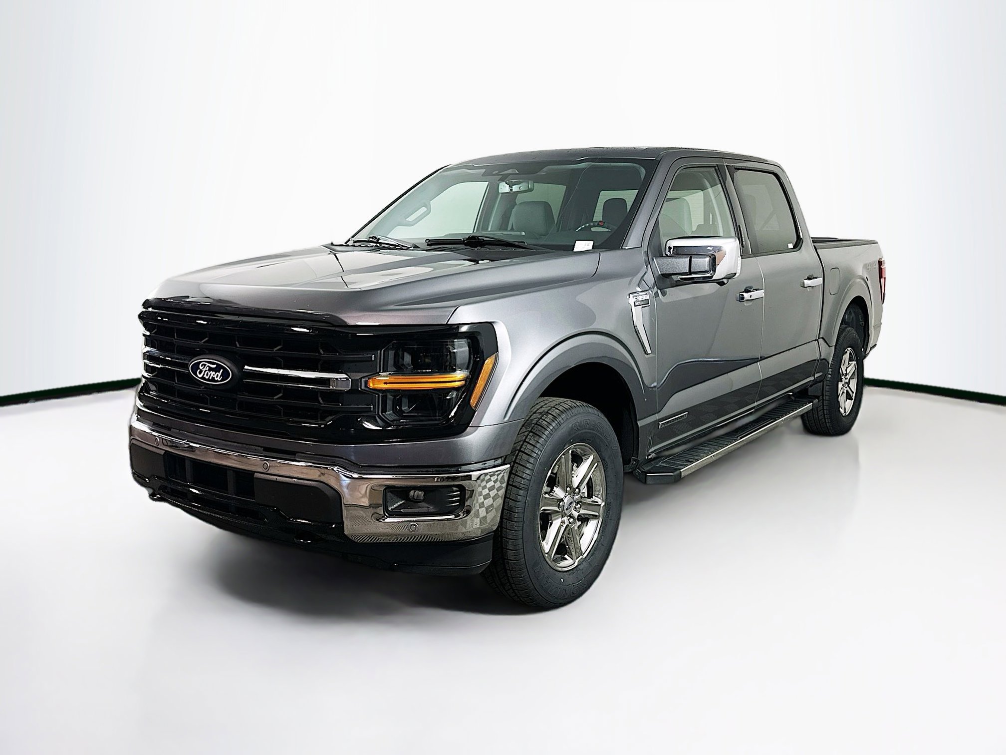 Used 2024 Ford F150 XLT w/ Equipment Group 302A MID image 3