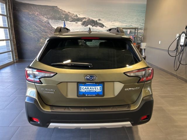 Used 2025 Subaru Outback Limited image 40