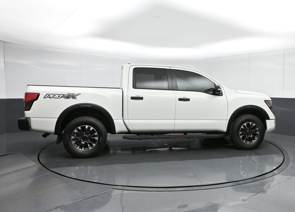 Used 2023 Nissan Titan PRO-4X w/ Pro-4x Convenience Package image 8