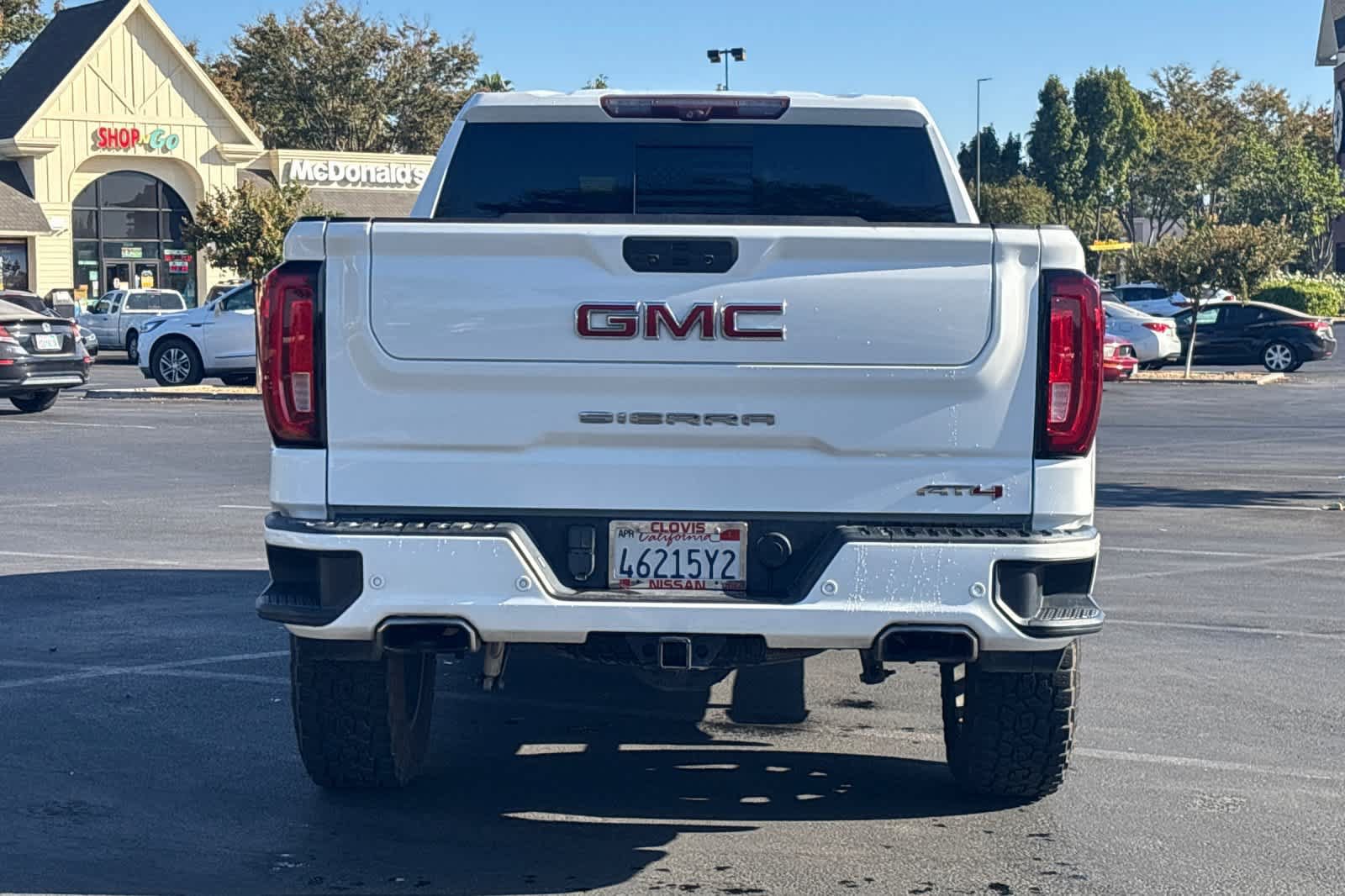 Used 2020 GMC Sierra 1500 AT4 w/ AT4 Premium Package AWD/4WD image 7