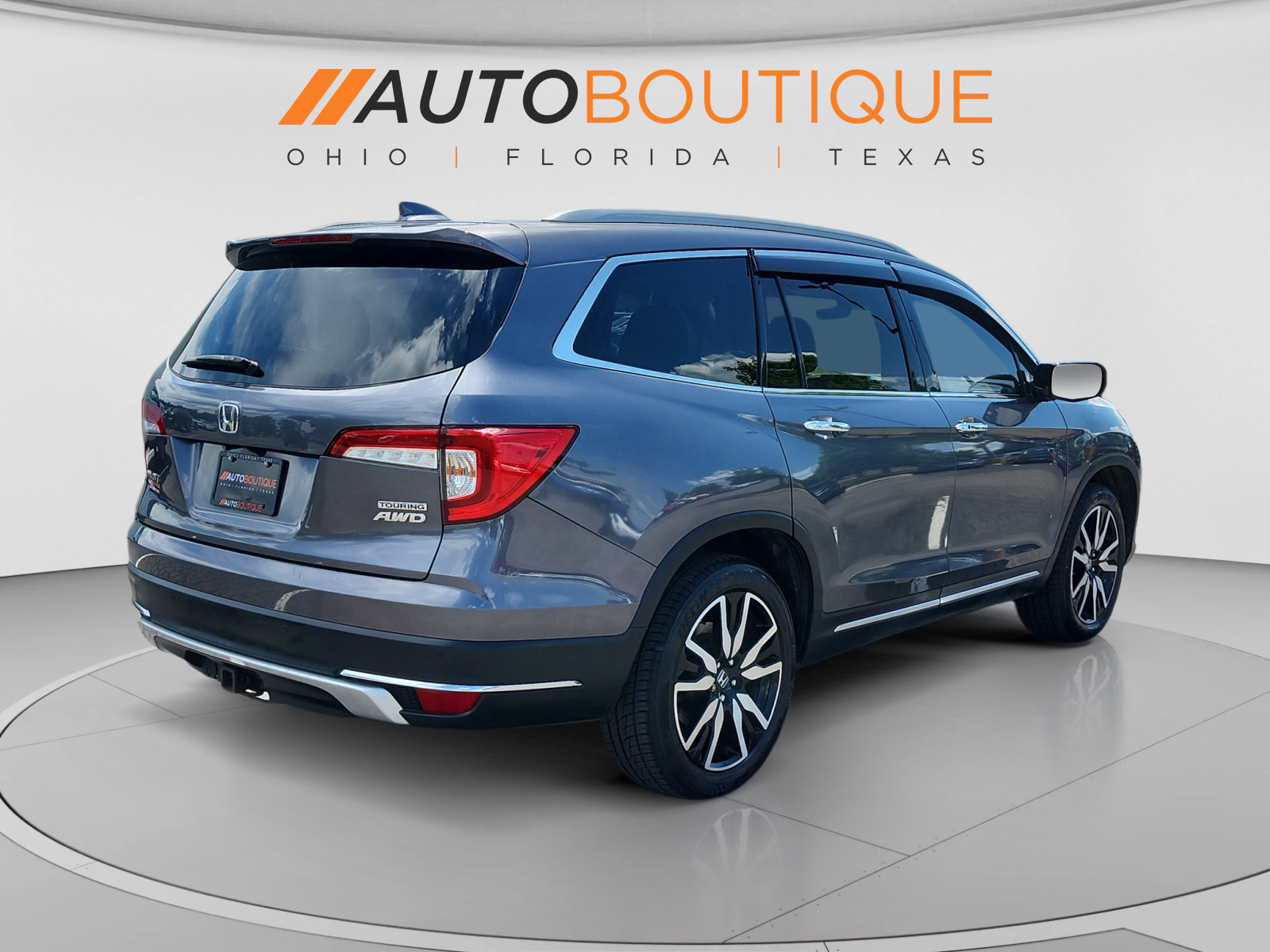 Used 2020 Honda Pilot Touring image 6