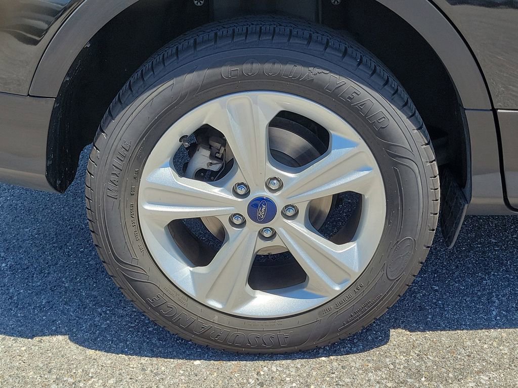 Used 2015 Ford Escape SE image 7
