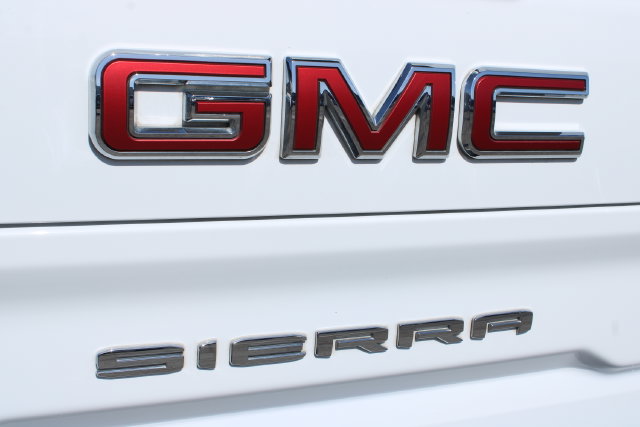 Used 2023 GMC Sierra 1500 Elevation w/ Elevation Premium Package RWD image 7