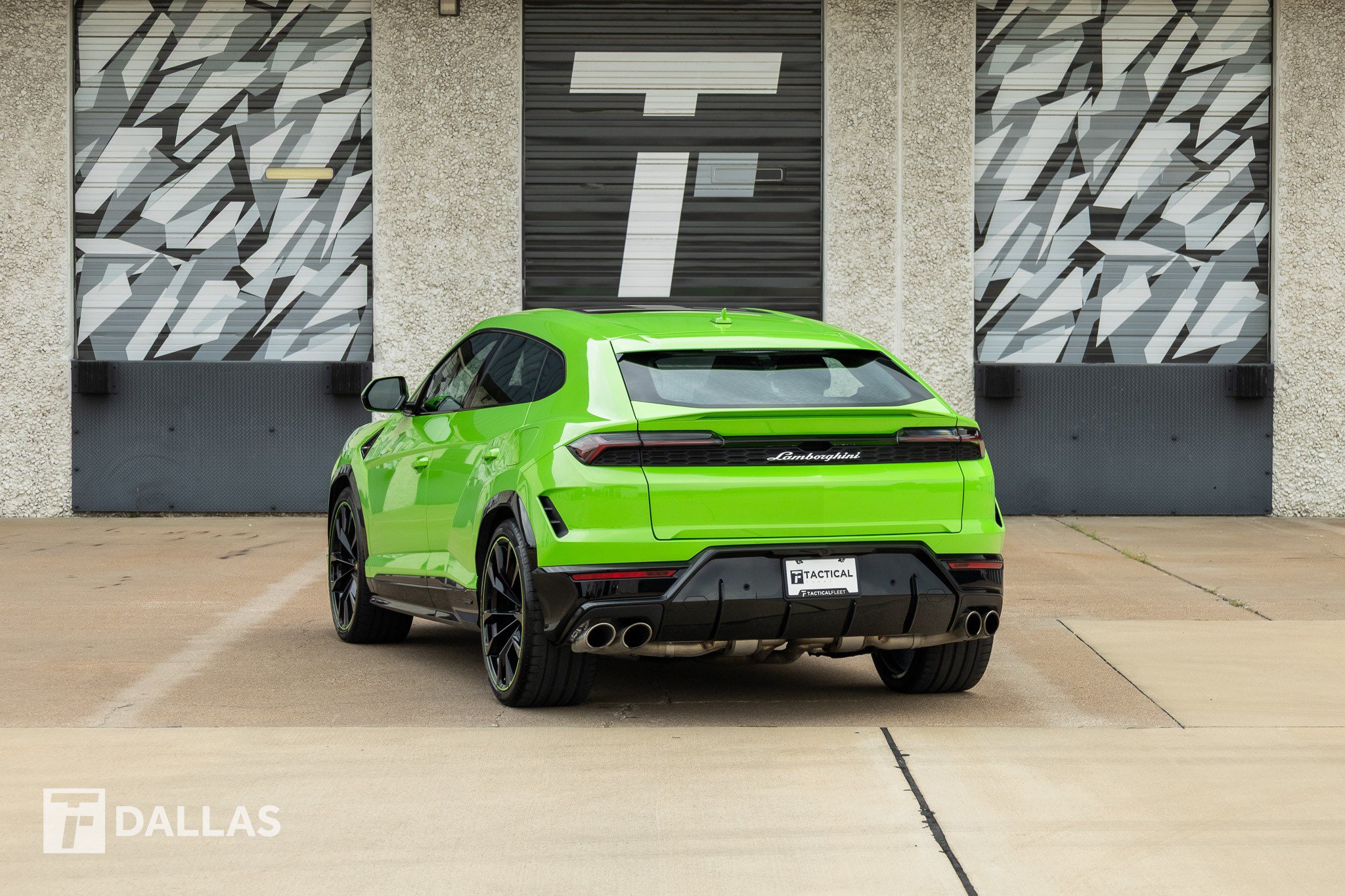 Used 2025 Lamborghini Urus Performante AWD/4WD image 11